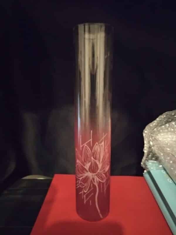 Vase Lotus rouge