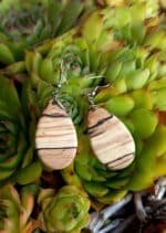 boucle d'oreille en bois