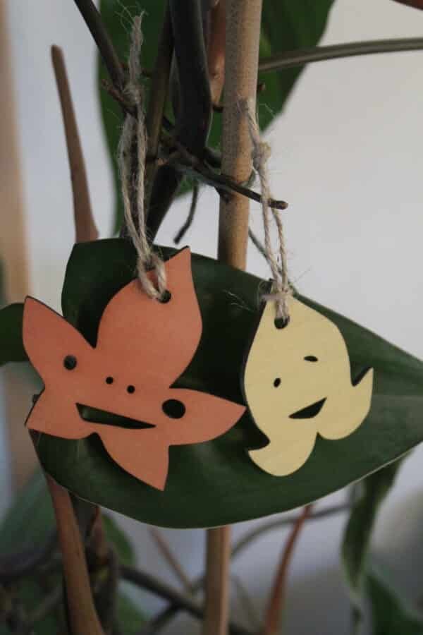 feuilles en bois inspirées des korogus de zelda