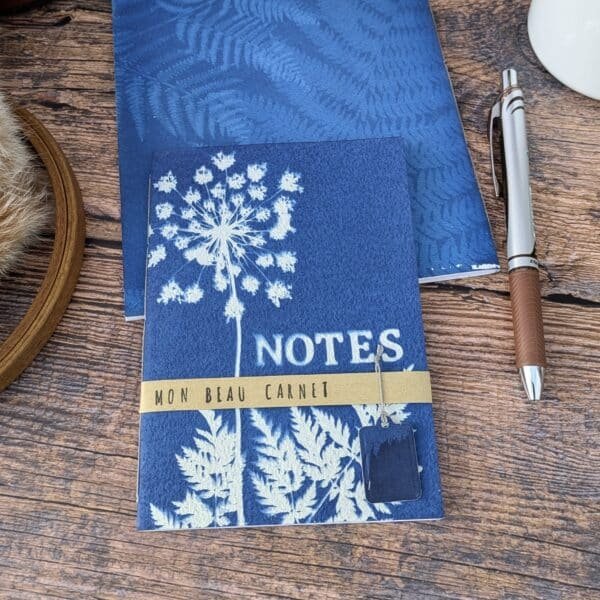 carnet cyanotype fleur de carottes sauvage - Les paillettes by Pepite