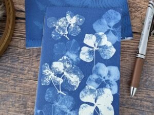 carnet cyanotype pour sac à main motif fleurs d'hortensias